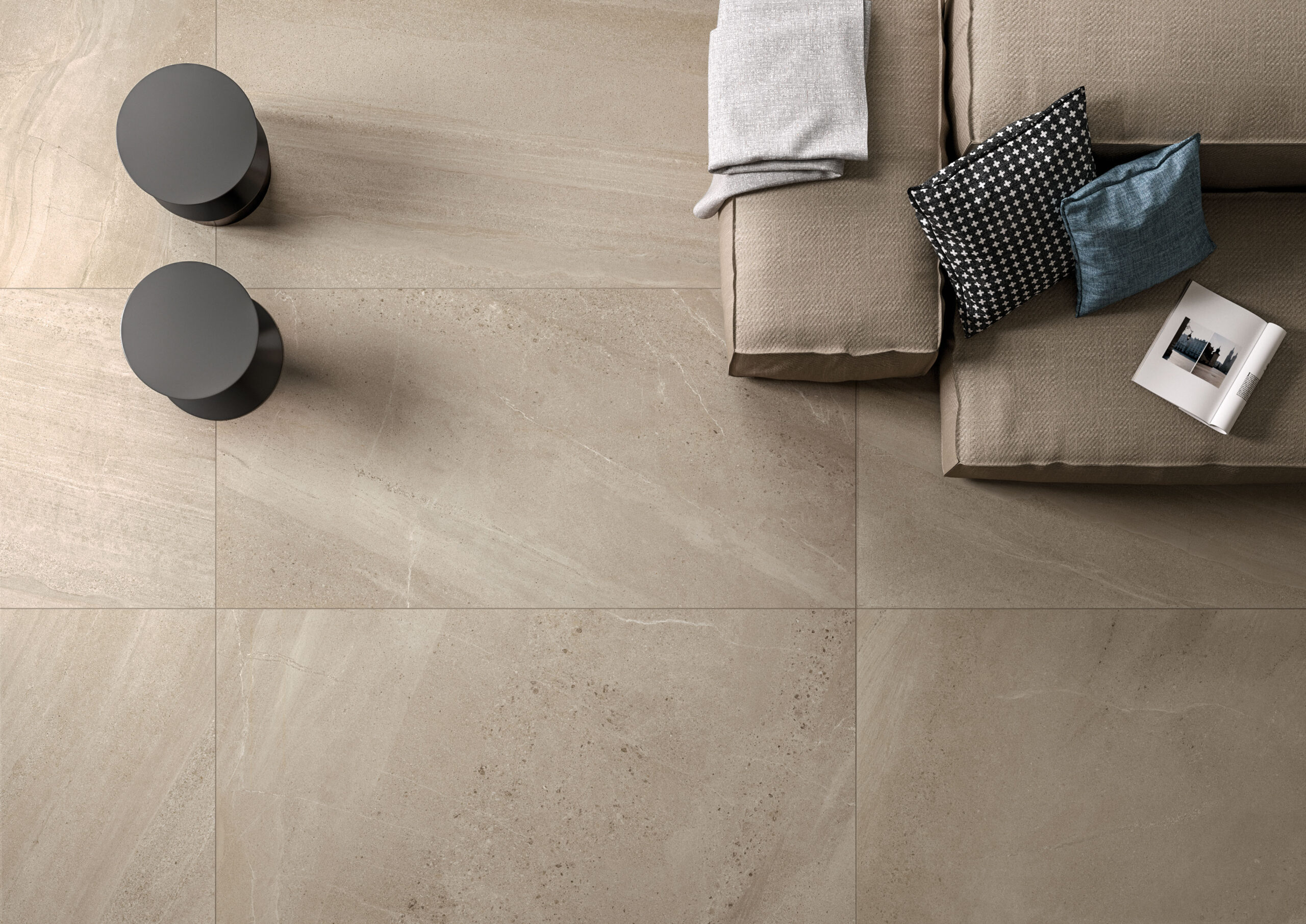 Italgraniti_Nordic Stone_Danimarca 80x160_01 Living Dining_Particolare B_DEF