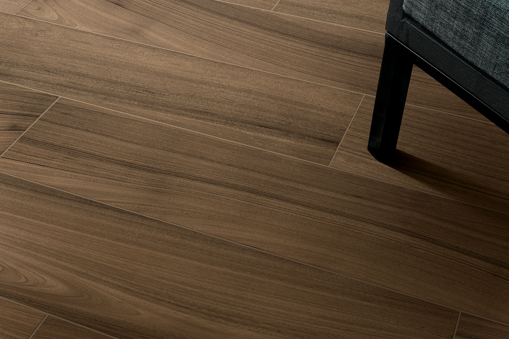 Ceramiche-Coem_Afromosia_Intenso-25x1977_pavimenti-interni-2