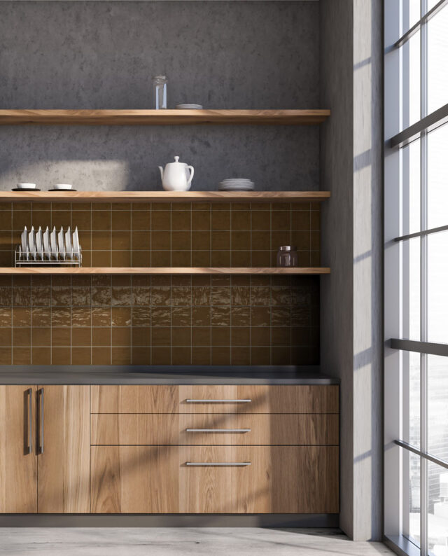 Interior,Of,Spacious,Kitchen,With,Concrete,Walls,,Wooden,Floor,,Panoramic